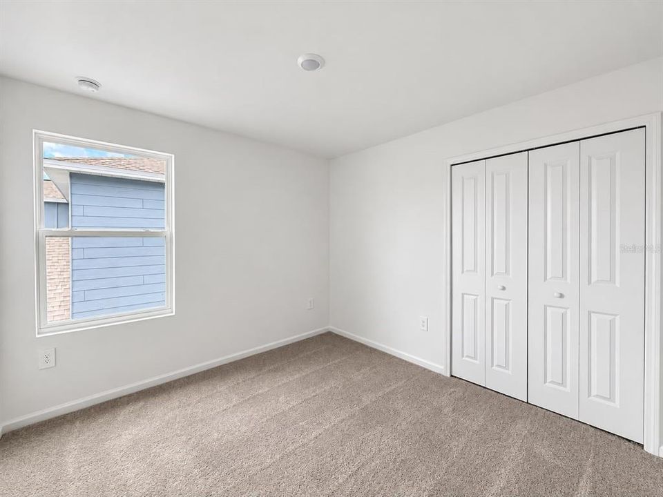 For Rent: $2,100 (4 beds, 2 baths, 1880 Square Feet)