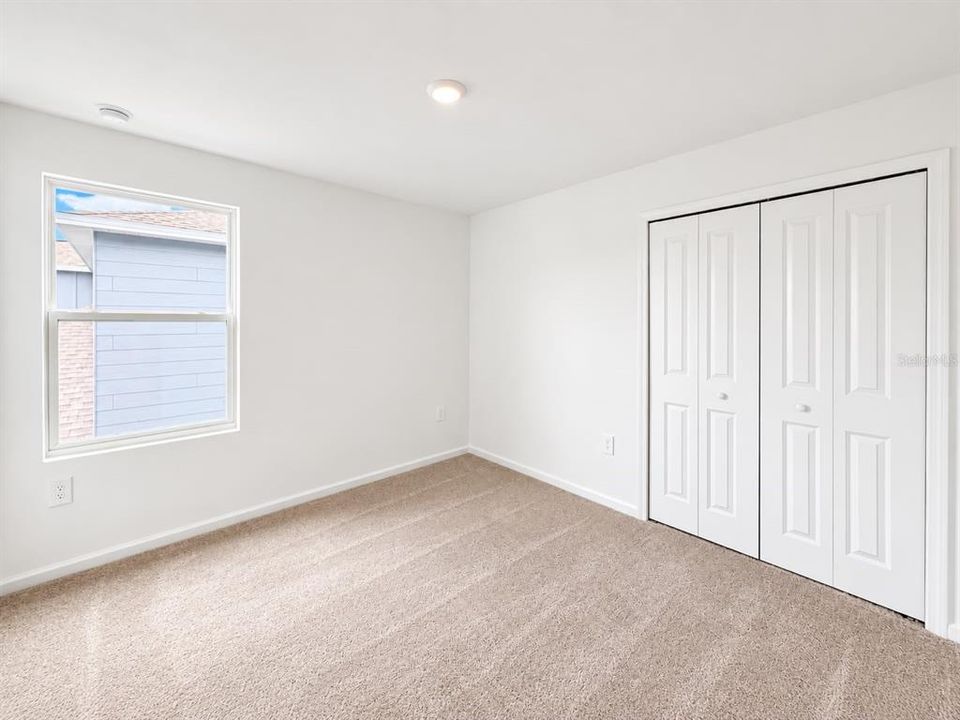 For Rent: $2,100 (4 beds, 2 baths, 1880 Square Feet)