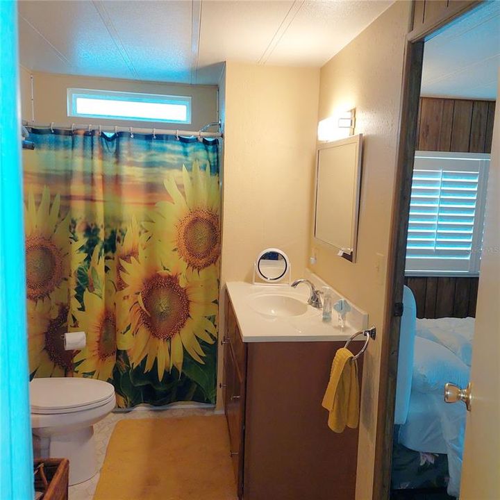 For Sale: $310,000 (2 beds, 2 baths, 1368 Square Feet)