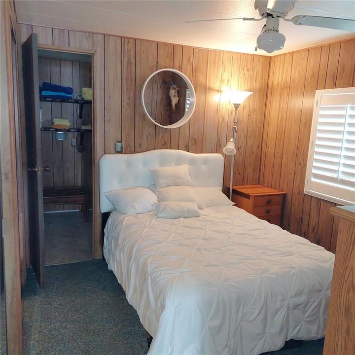 For Sale: $310,000 (2 beds, 2 baths, 1368 Square Feet)