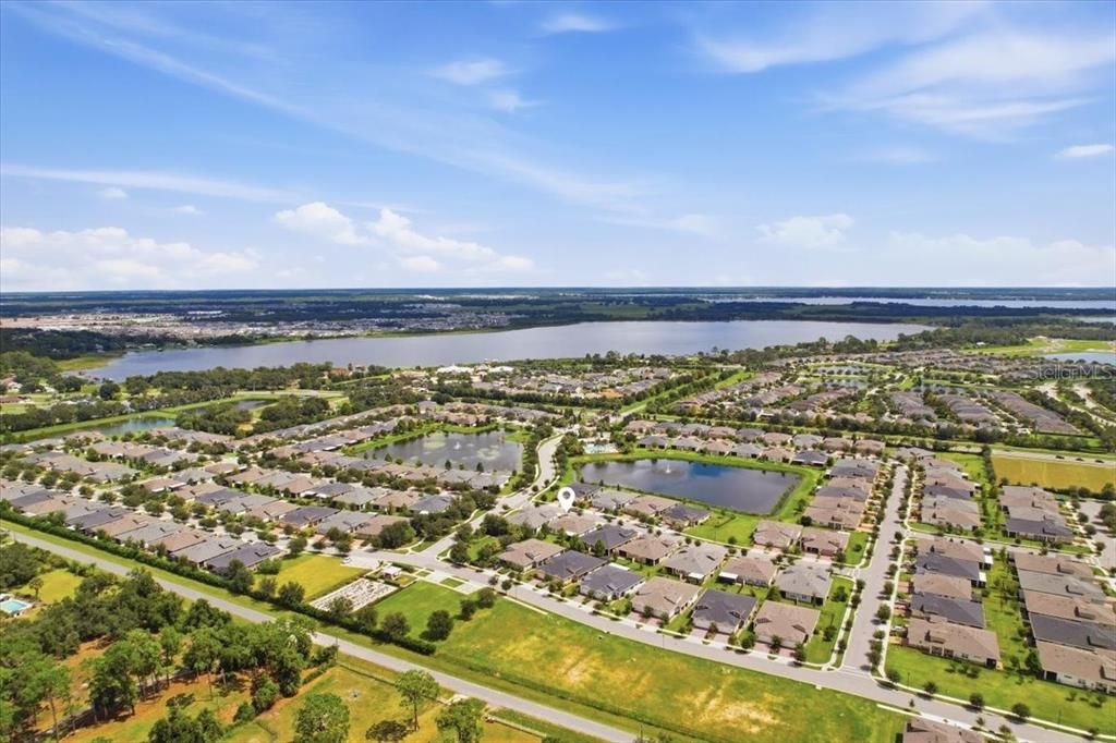 For Sale: $262,500 (2 beds, 2 baths, 1261 Square Feet)
