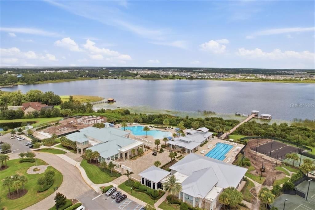 For Sale: $262,500 (2 beds, 2 baths, 1261 Square Feet)