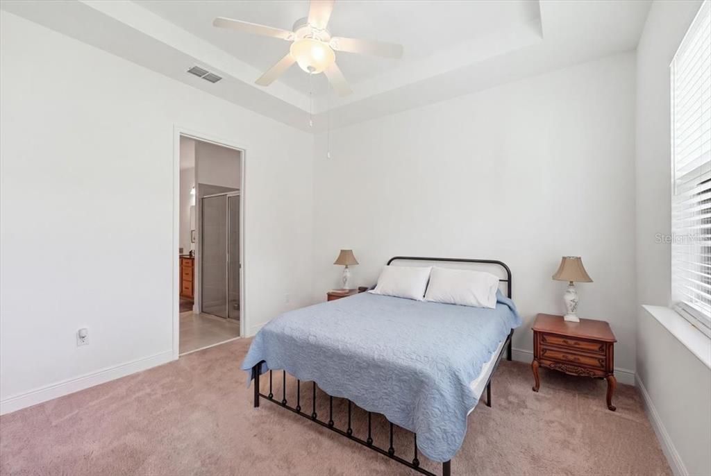 For Sale: $262,500 (2 beds, 2 baths, 1261 Square Feet)
