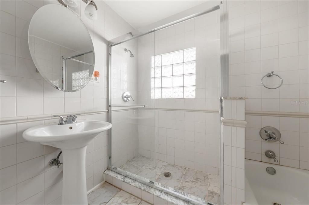 En Venta: $675,000 (3 camas, 2 baños, 1495 Pies cuadrados)