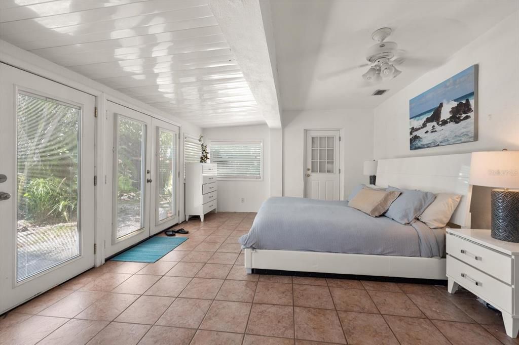 En Venta: $675,000 (3 camas, 2 baños, 1495 Pies cuadrados)