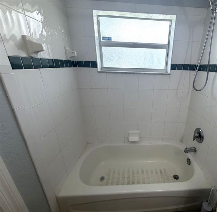 В аренду: $2,350 (3 спален, 2 ванн, 1482 Квадратных фут)