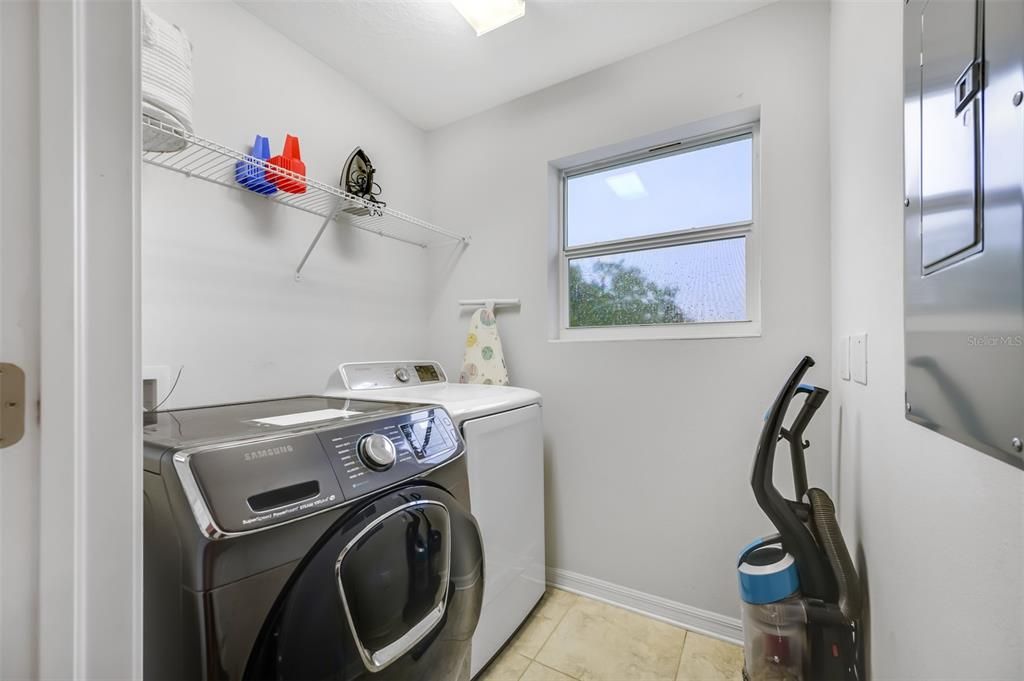 En Renta: $3,300 (3 camas, 2 baños, 1866 Pies cuadrados)