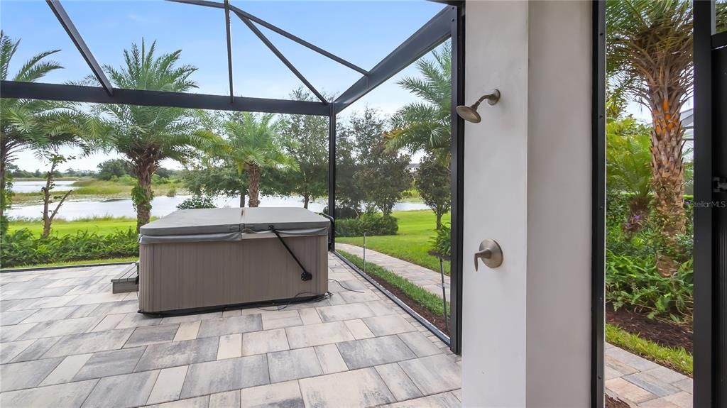 En Venta: $1,199,000 (4 camas, 3 baños, 3022 Pies cuadrados)