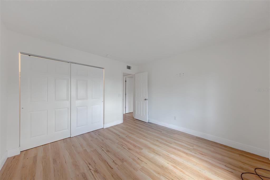 For Rent: $1,500 (2 beds, 1 baths, 960 Square Feet)