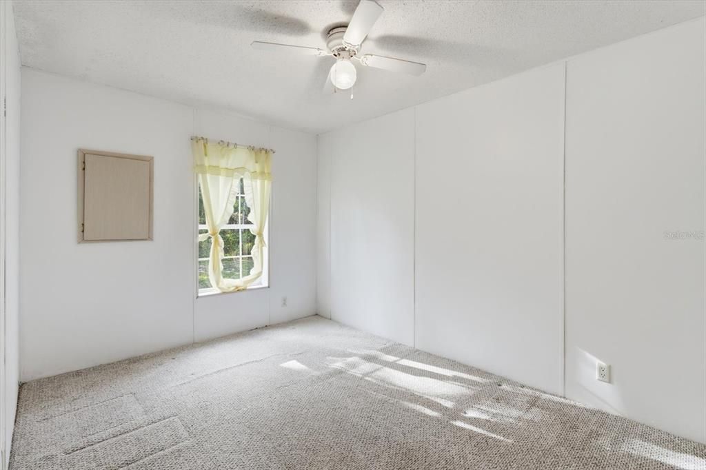 En Venta: $174,000 (3 camas, 2 baños, 1404 Pies cuadrados)