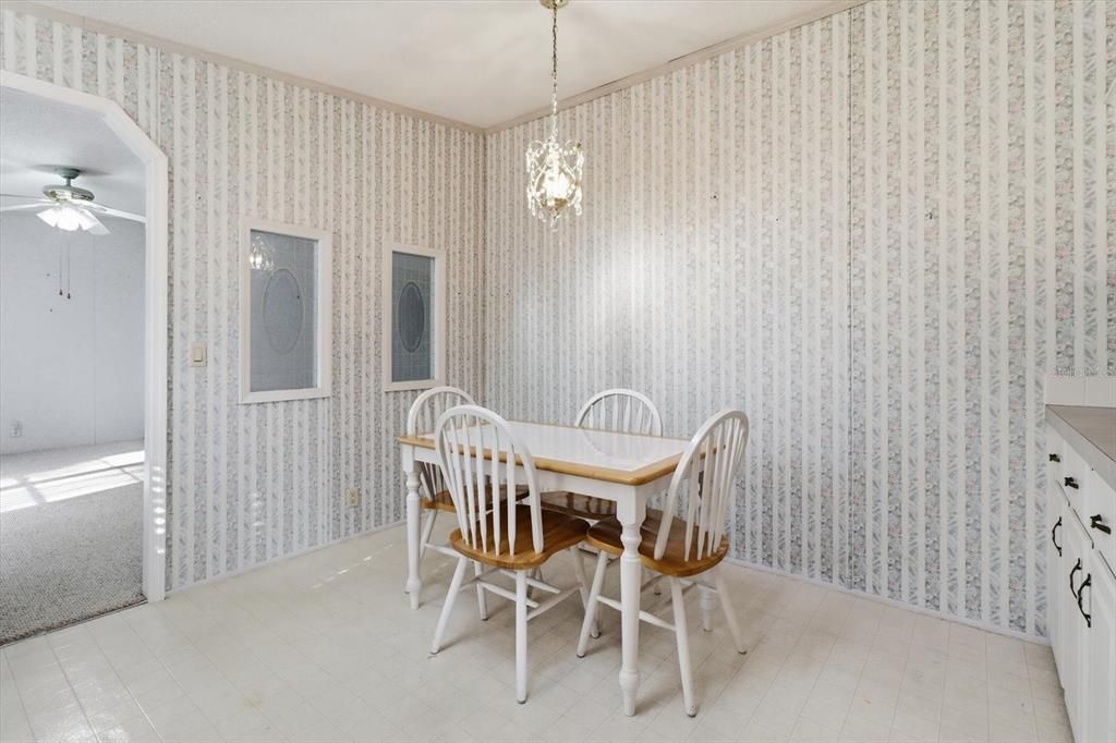 En Venta: $174,000 (3 camas, 2 baños, 1404 Pies cuadrados)