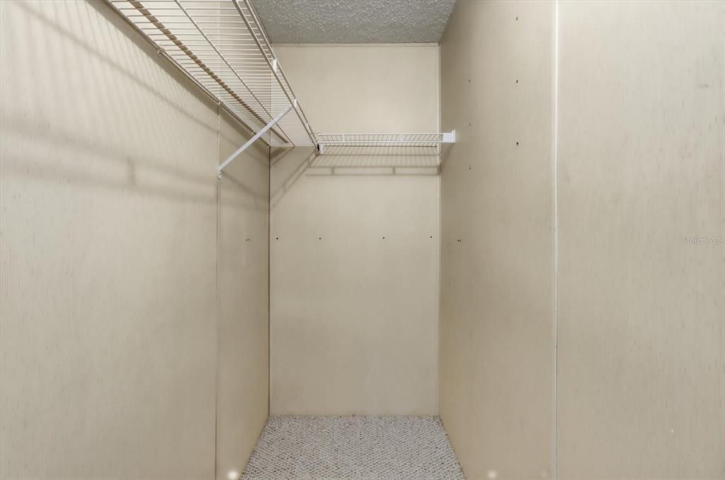 En Venta: $174,000 (3 camas, 2 baños, 1404 Pies cuadrados)