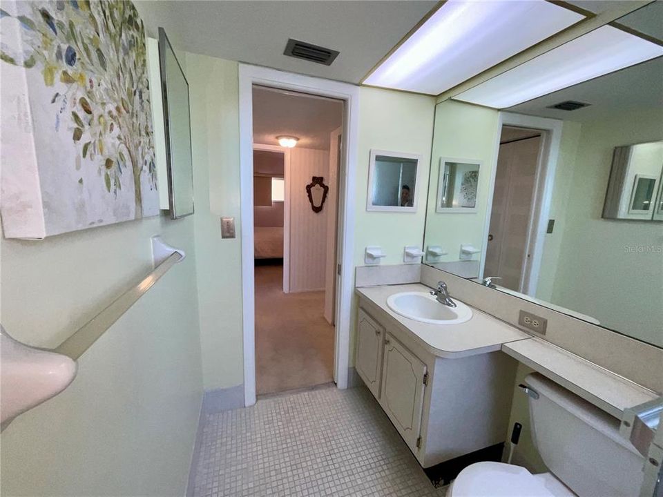 En Venta: $225,000 (2 camas, 2 baños, 970 Pies cuadrados)
