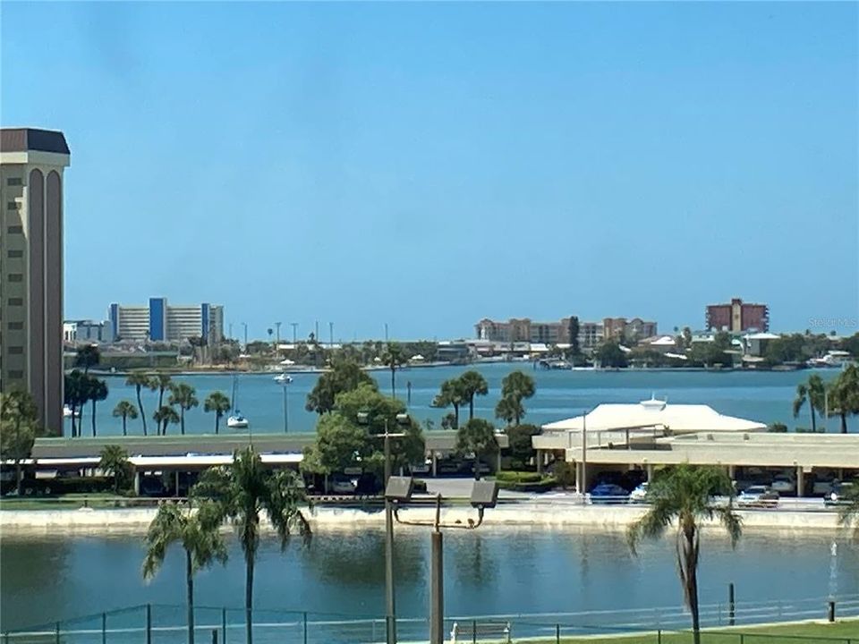 En Venta: $225,000 (2 camas, 2 baños, 970 Pies cuadrados)