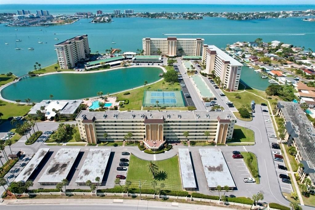 En Venta: $225,000 (2 camas, 2 baños, 970 Pies cuadrados)