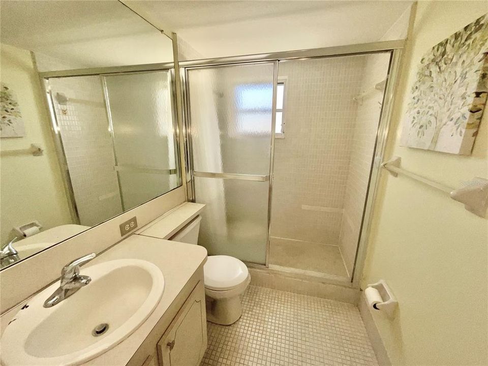 En Venta: $225,000 (2 camas, 2 baños, 970 Pies cuadrados)