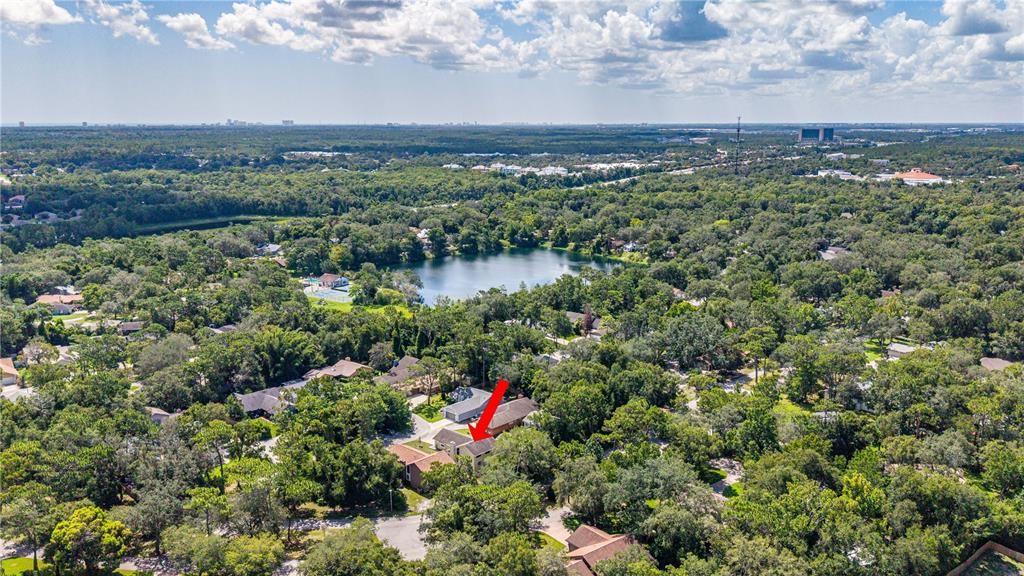For Sale: $299,900 (2 beds, 2 baths, 1337 Square Feet)