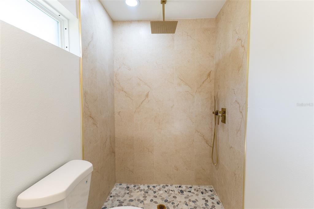 На продажу: $259,500 (3 спален, 2 ванн, 1229 Квадратных фут)