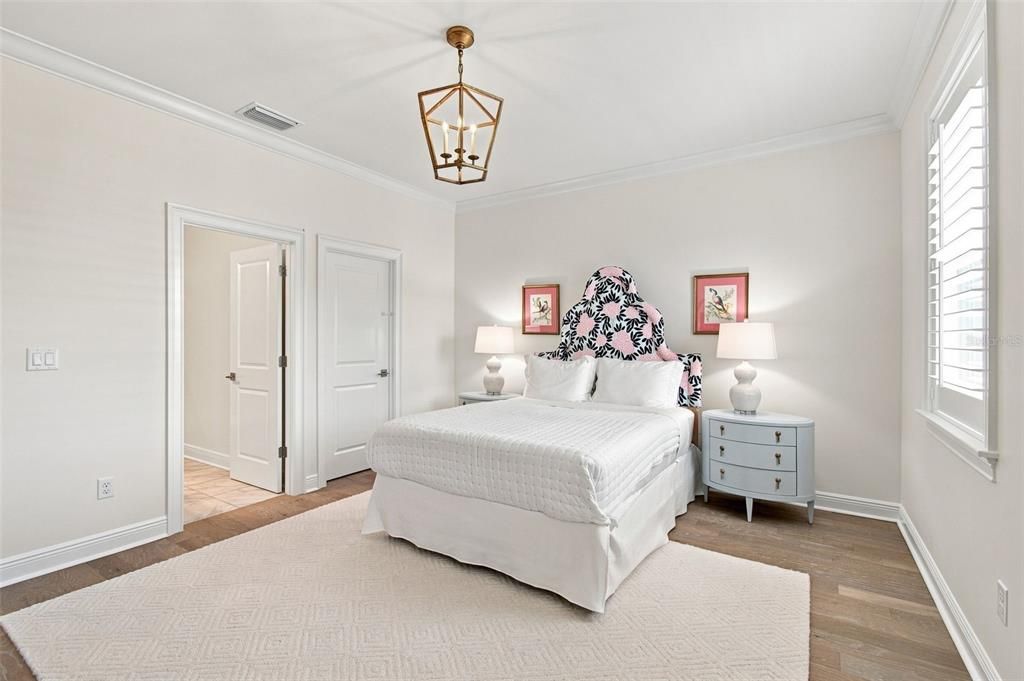 For Sale: $1,800,000 (5 beds, 5 baths, 3606 Square Feet)