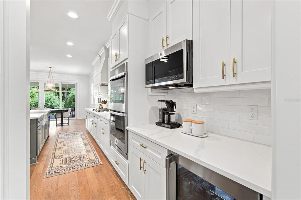 For Sale: $1,800,000 (5 beds, 5 baths, 3606 Square Feet)