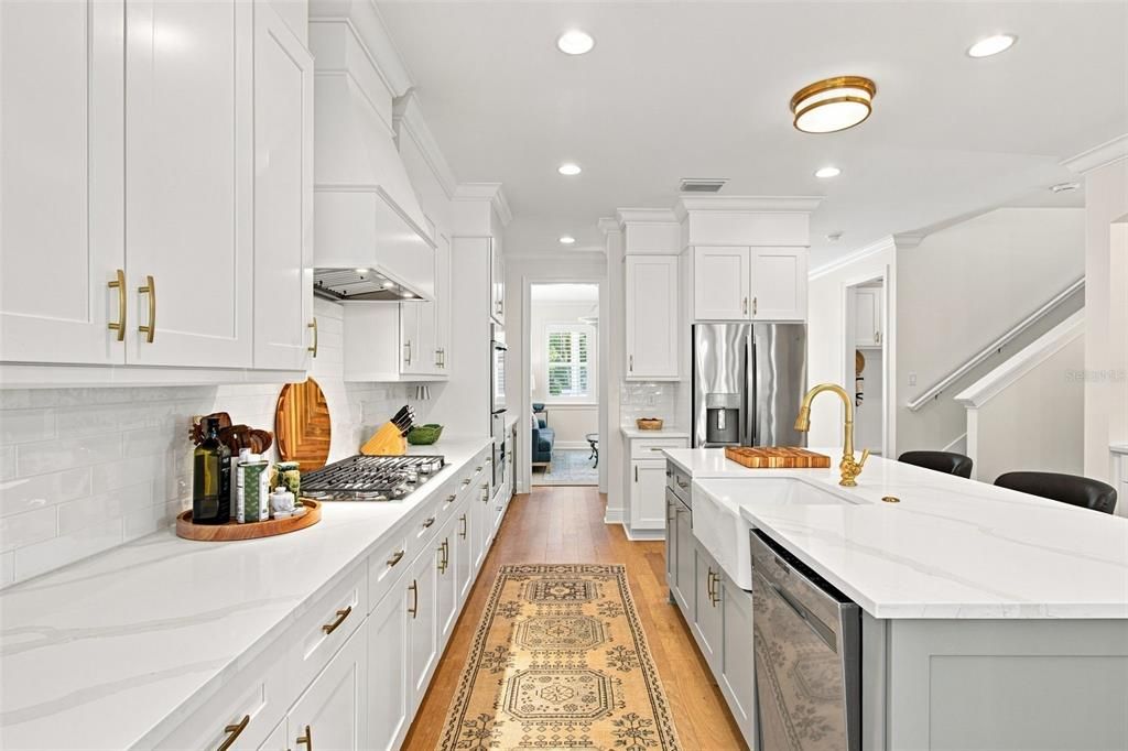 For Sale: $1,800,000 (5 beds, 5 baths, 3606 Square Feet)