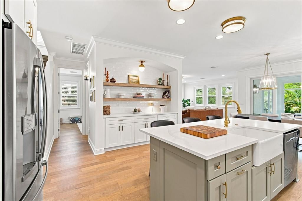 For Sale: $1,800,000 (5 beds, 5 baths, 3606 Square Feet)