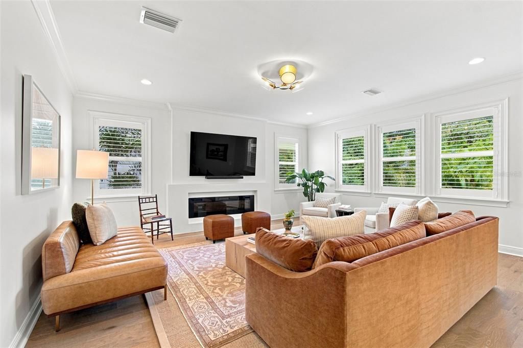 For Sale: $1,800,000 (5 beds, 5 baths, 3606 Square Feet)