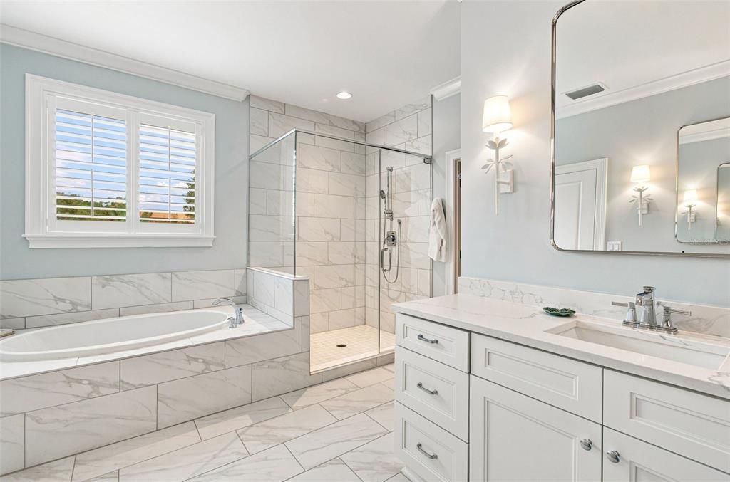For Sale: $1,800,000 (5 beds, 5 baths, 3606 Square Feet)
