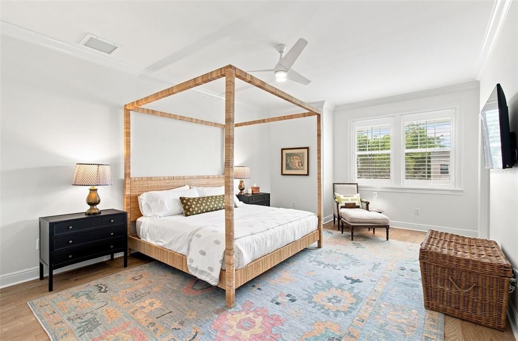 For Sale: $1,800,000 (5 beds, 5 baths, 3606 Square Feet)