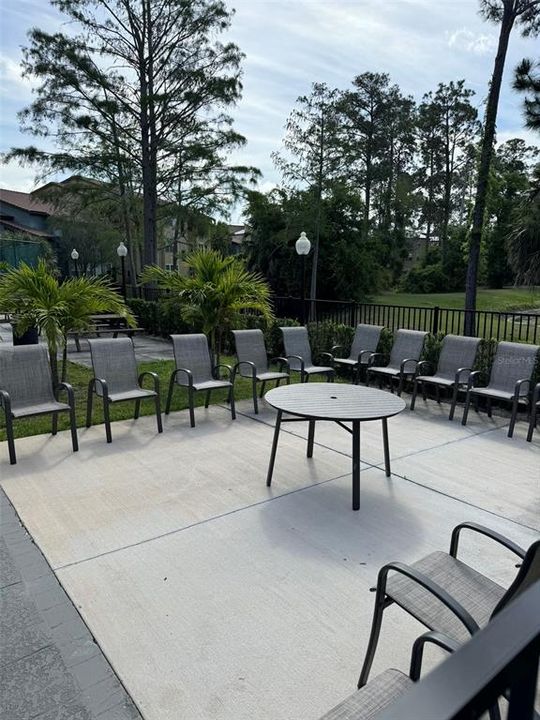 For Rent: $1,200 (1 beds, 1 baths, 597 Square Feet)