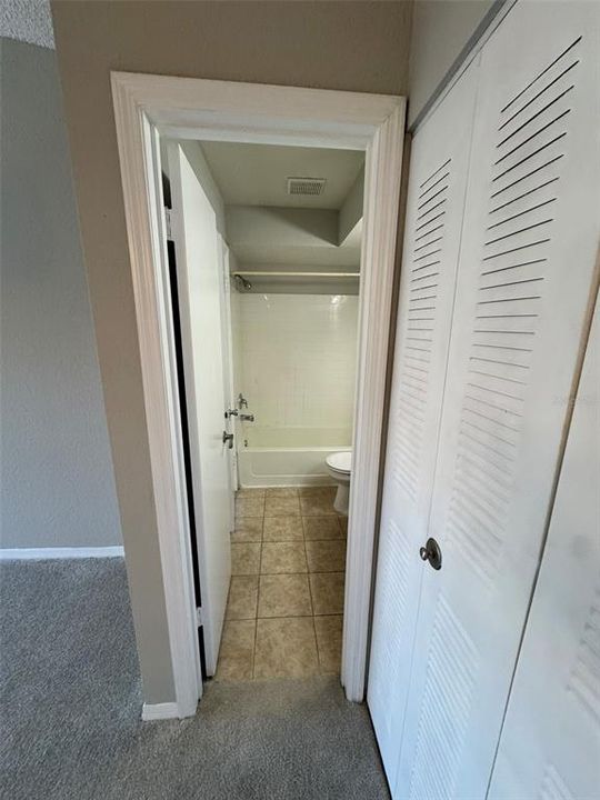 For Rent: $1,200 (1 beds, 1 baths, 597 Square Feet)
