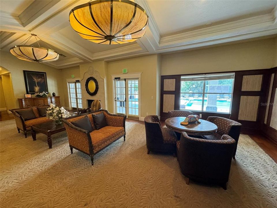 For Rent: $1,200 (1 beds, 1 baths, 597 Square Feet)