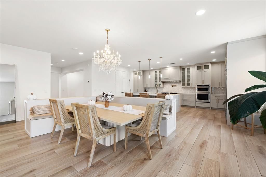 For Sale: $859,000 (5 beds, 3 baths, 3880 Square Feet)