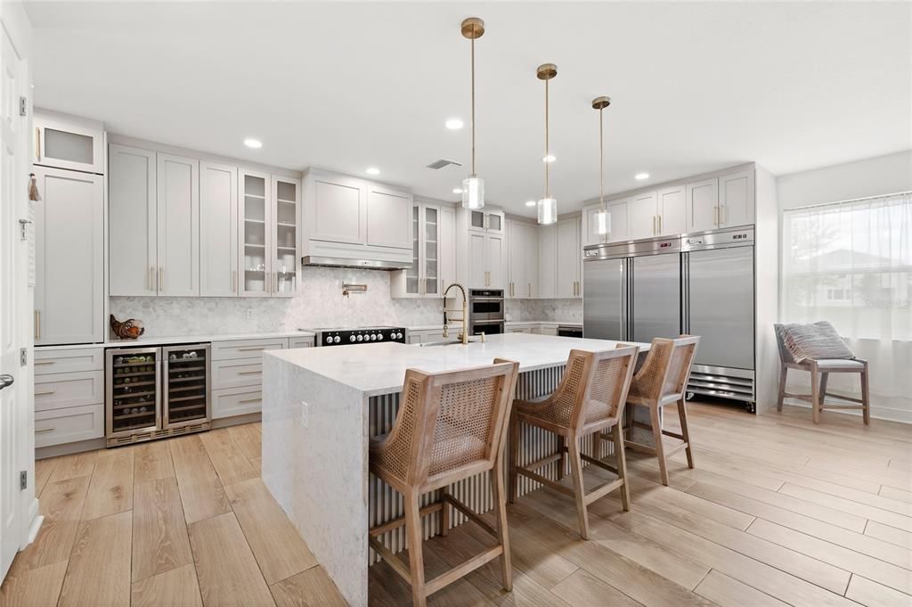 For Sale: $859,000 (5 beds, 3 baths, 3880 Square Feet)