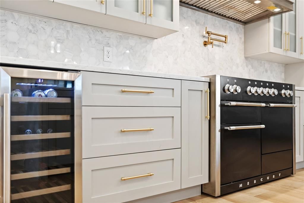 For Sale: $859,000 (5 beds, 3 baths, 3880 Square Feet)