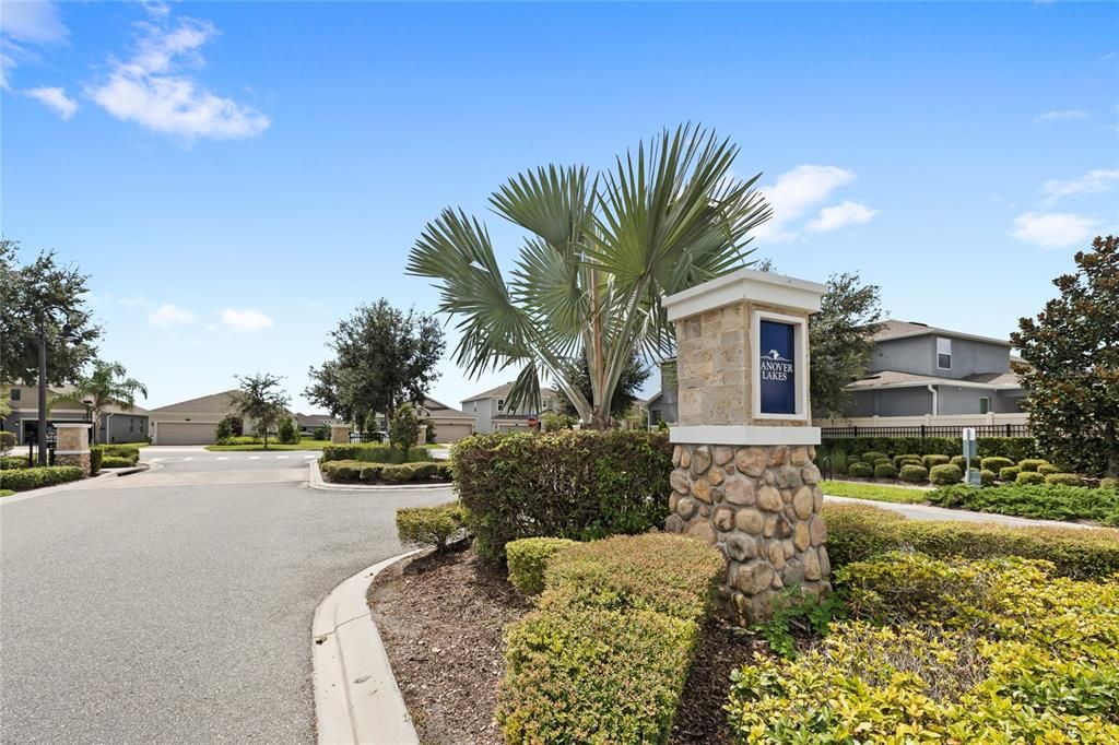 For Sale: $859,000 (5 beds, 3 baths, 3880 Square Feet)