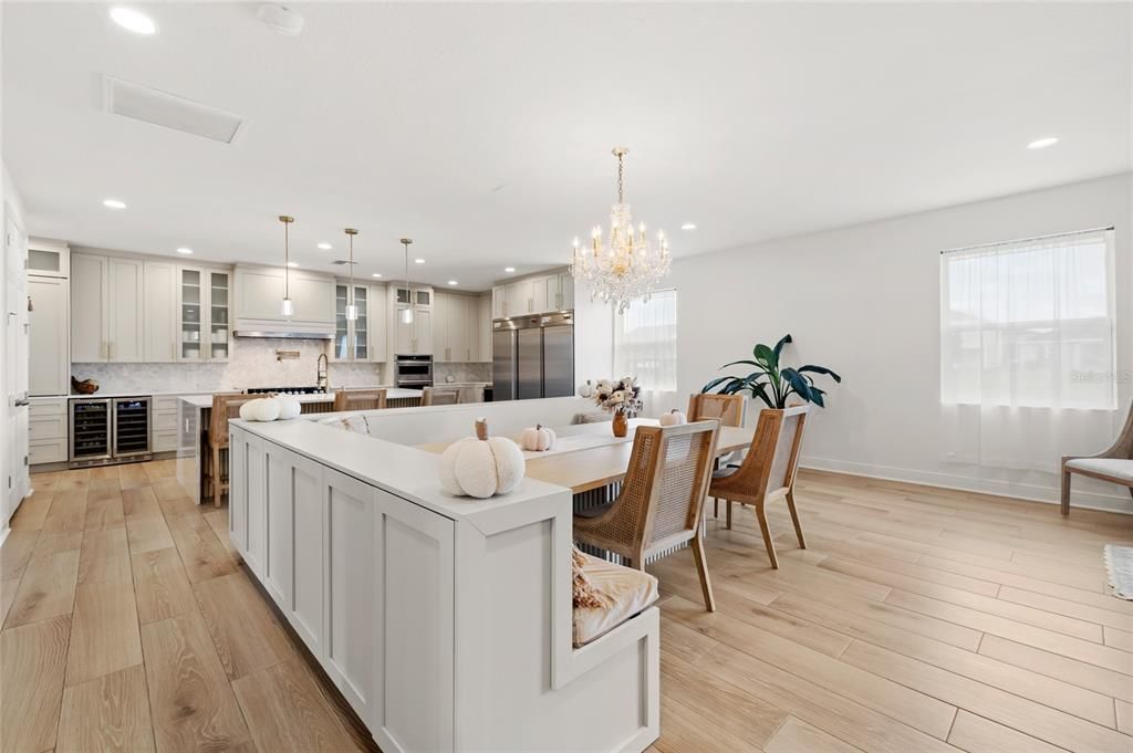 For Sale: $859,000 (5 beds, 3 baths, 3880 Square Feet)