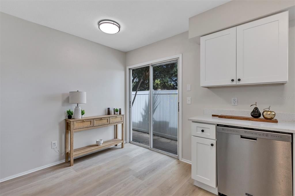 For Sale: $359,900 (3 beds, 2 baths, 1372 Square Feet)