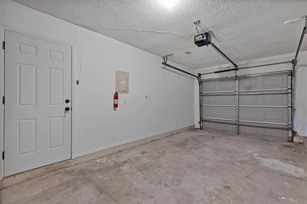 For Sale: $359,900 (3 beds, 2 baths, 1372 Square Feet)