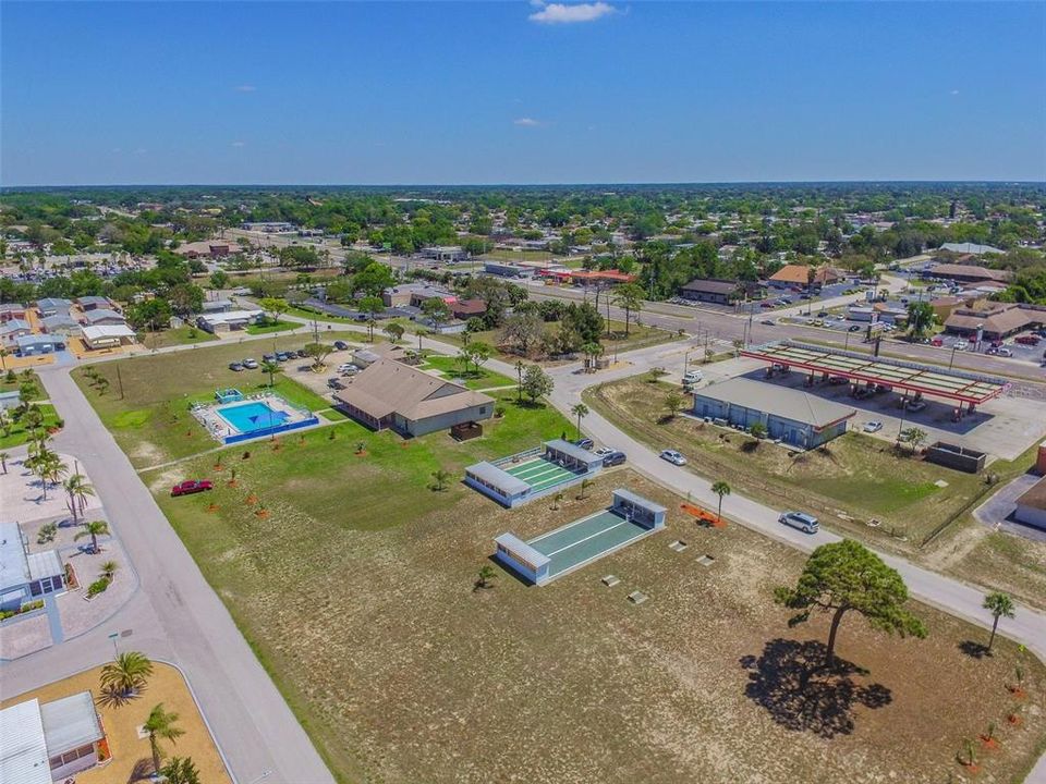 For Sale: $99,000 (2 beds, 1 baths, 720 Square Feet)