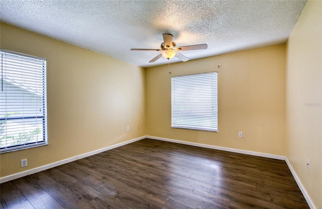 For Rent: $3,000 (3 beds, 2 baths, 1896 Square Feet)