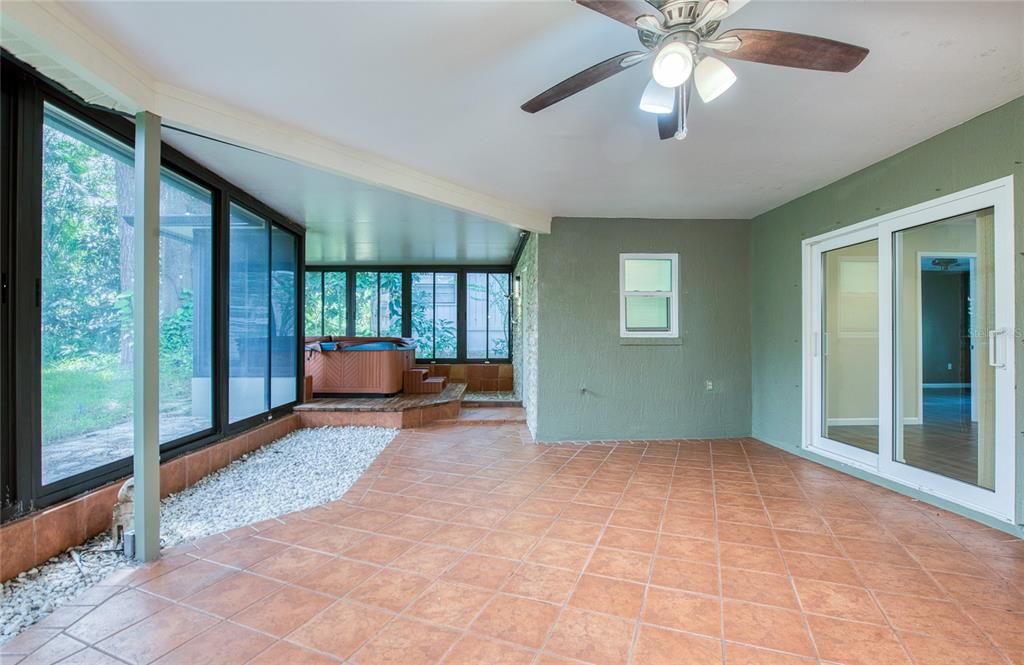 For Rent: $3,000 (3 beds, 2 baths, 1896 Square Feet)