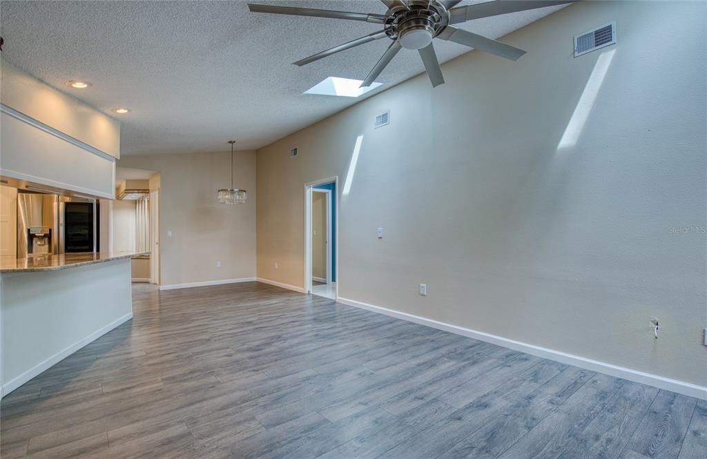For Rent: $3,000 (3 beds, 2 baths, 1896 Square Feet)