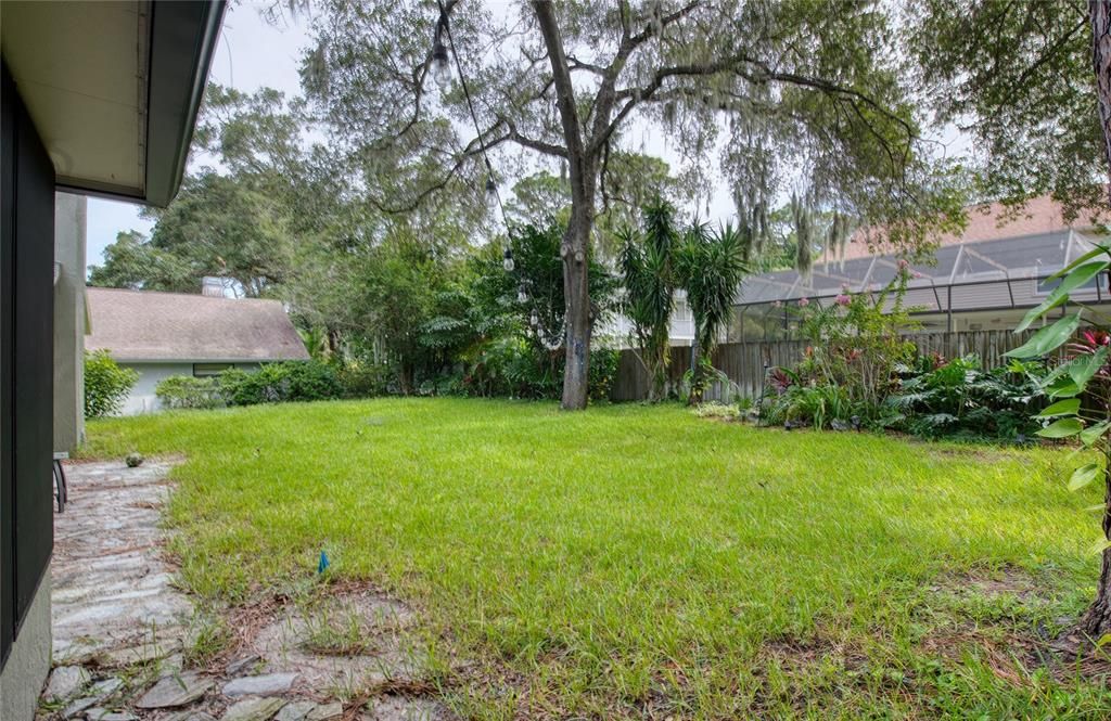 For Rent: $3,000 (3 beds, 2 baths, 1896 Square Feet)