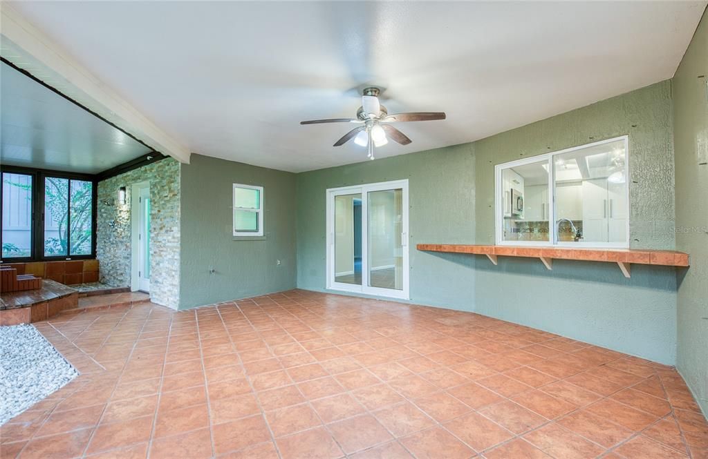 For Rent: $3,000 (3 beds, 2 baths, 1896 Square Feet)