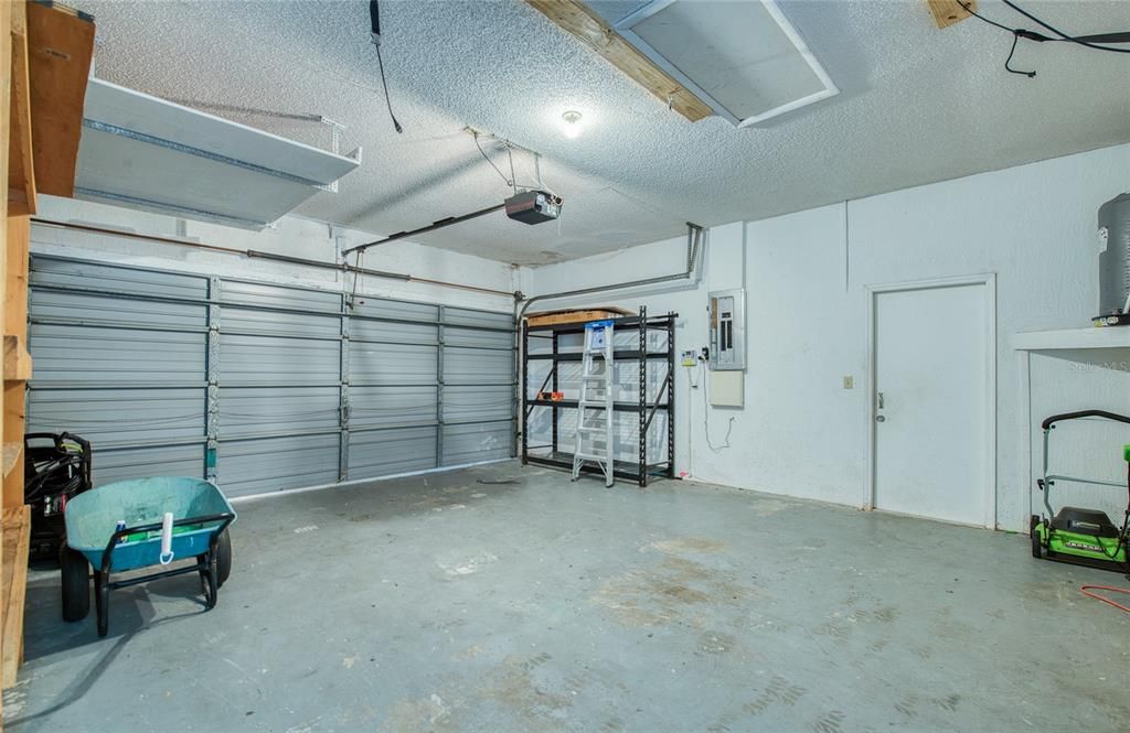 For Rent: $3,000 (3 beds, 2 baths, 1896 Square Feet)