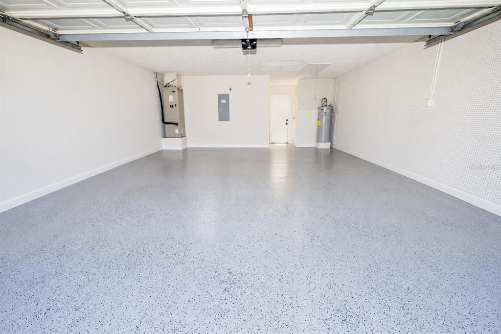 For Sale: $390,000 (3 beds, 2 baths, 1536 Square Feet)