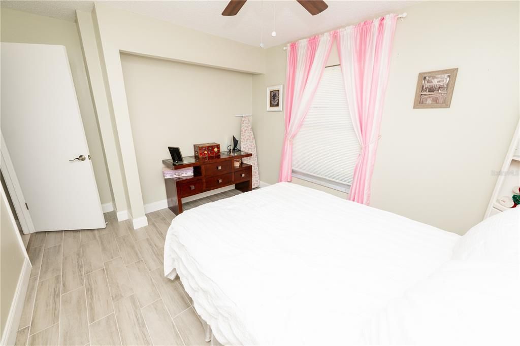 For Sale: $390,000 (3 beds, 2 baths, 1536 Square Feet)