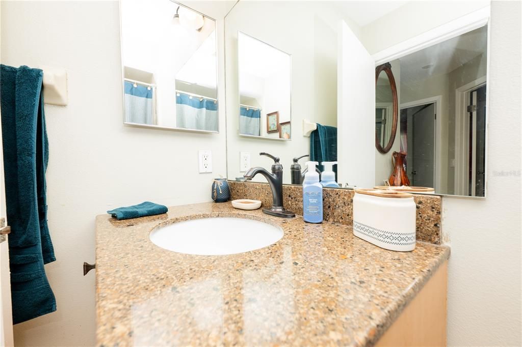 For Sale: $390,000 (3 beds, 2 baths, 1536 Square Feet)