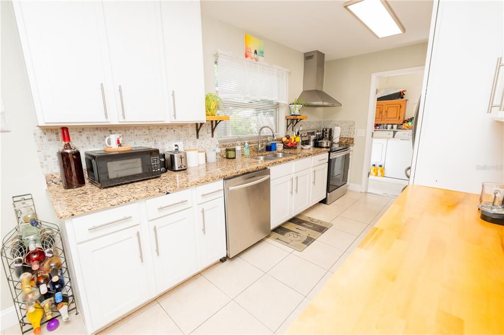 For Sale: $390,000 (3 beds, 2 baths, 1536 Square Feet)